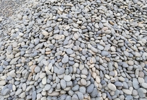 桂林灰色鹅卵石