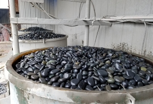 乌海黑色鹅卵石滤料