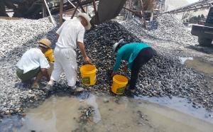 新疆天然鹅卵石滤料