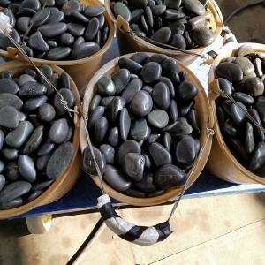 海东黑色鹅卵石多少钱一吨